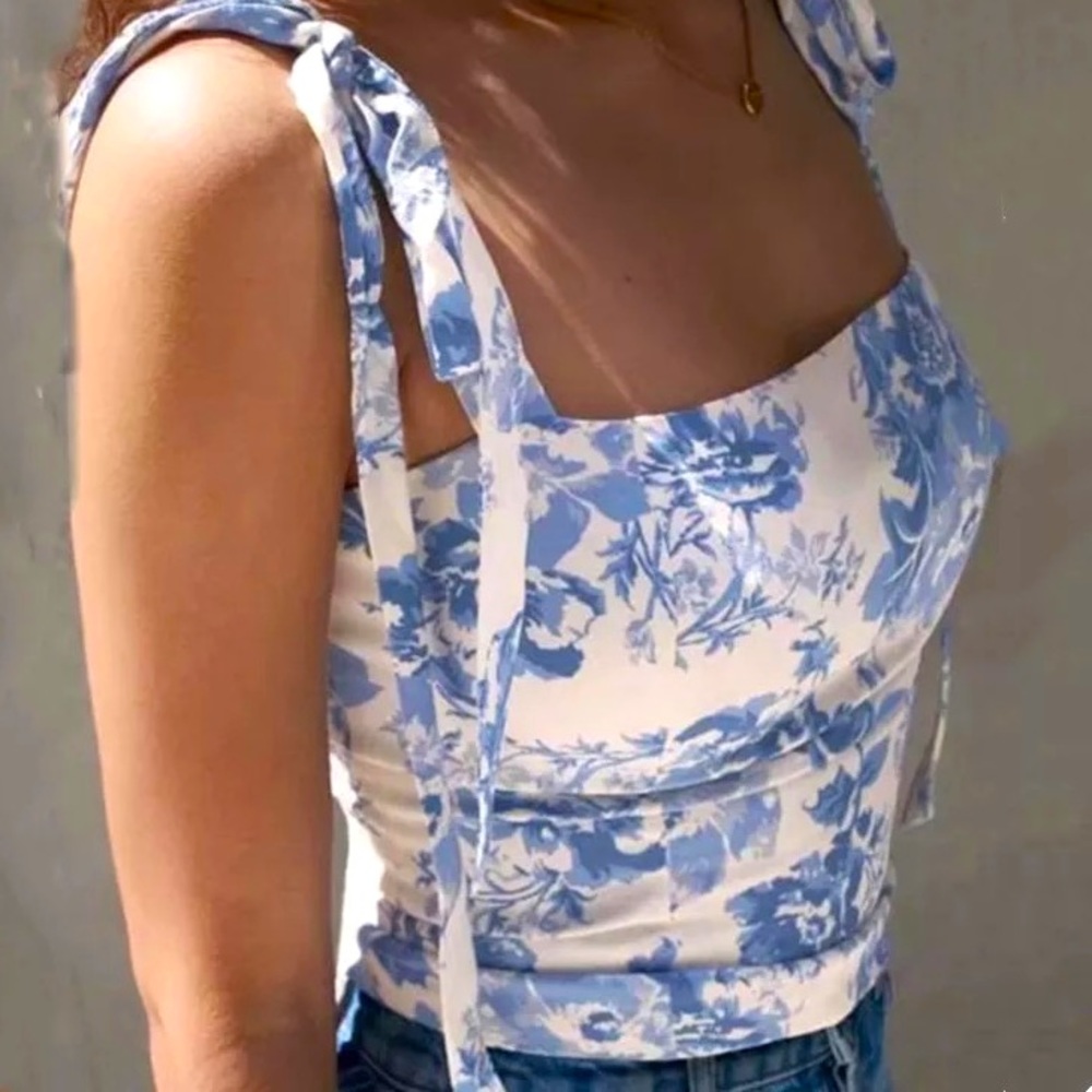 NWT • S/M French Floral Blouse